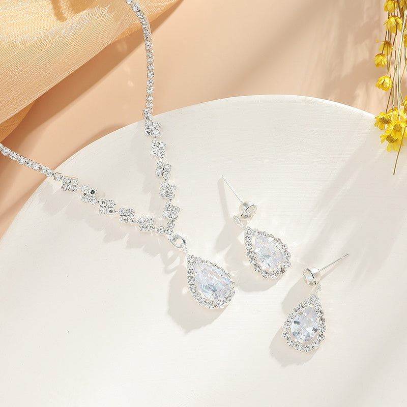 Delicate Elegant Timeless Feminine Jewelry Set