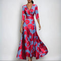 Comfortable Dress with Three Quarter Sleeves