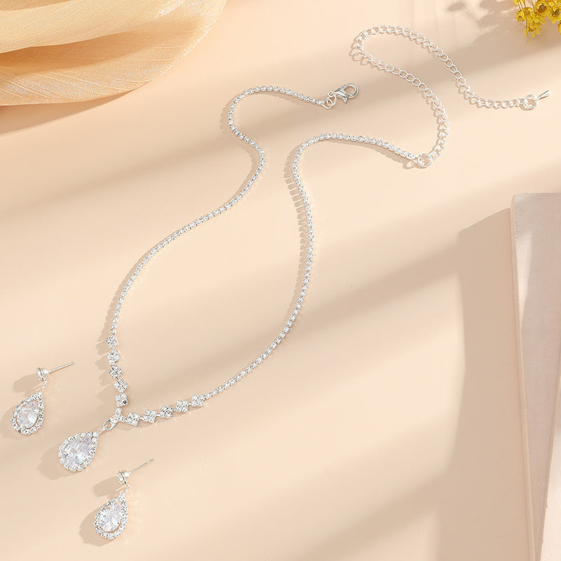 Delicate Elegant Timeless Feminine Jewelry Set