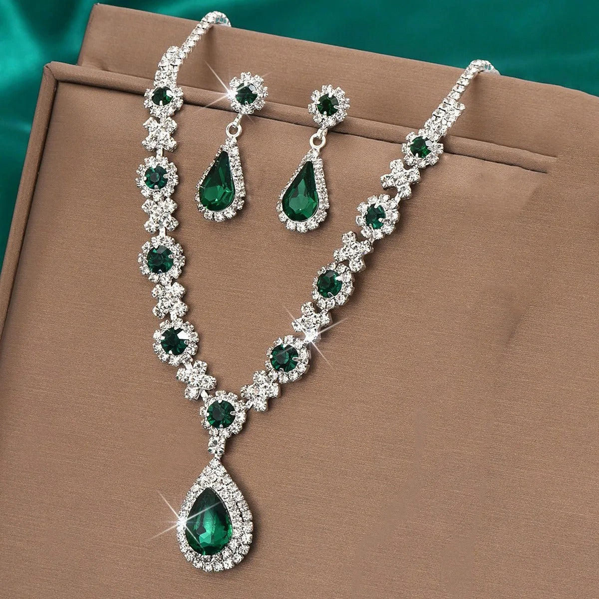 Refined Premium Jewelry Set