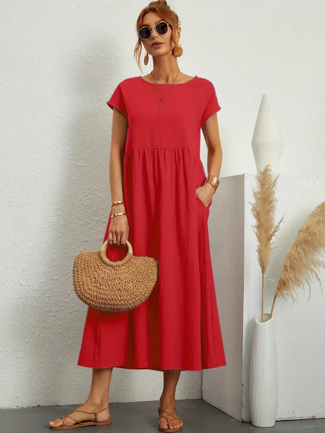Flowy Midi Dress Timeless Elegance - Gabrielle