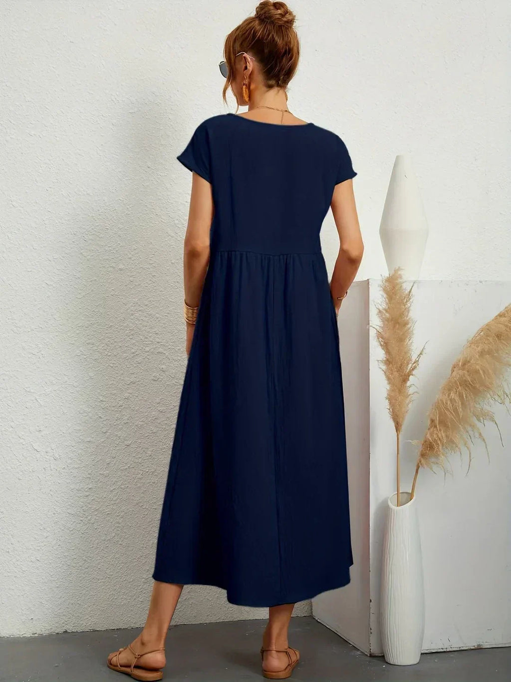 Flowy Midi Dress Timeless Elegance - Style 2