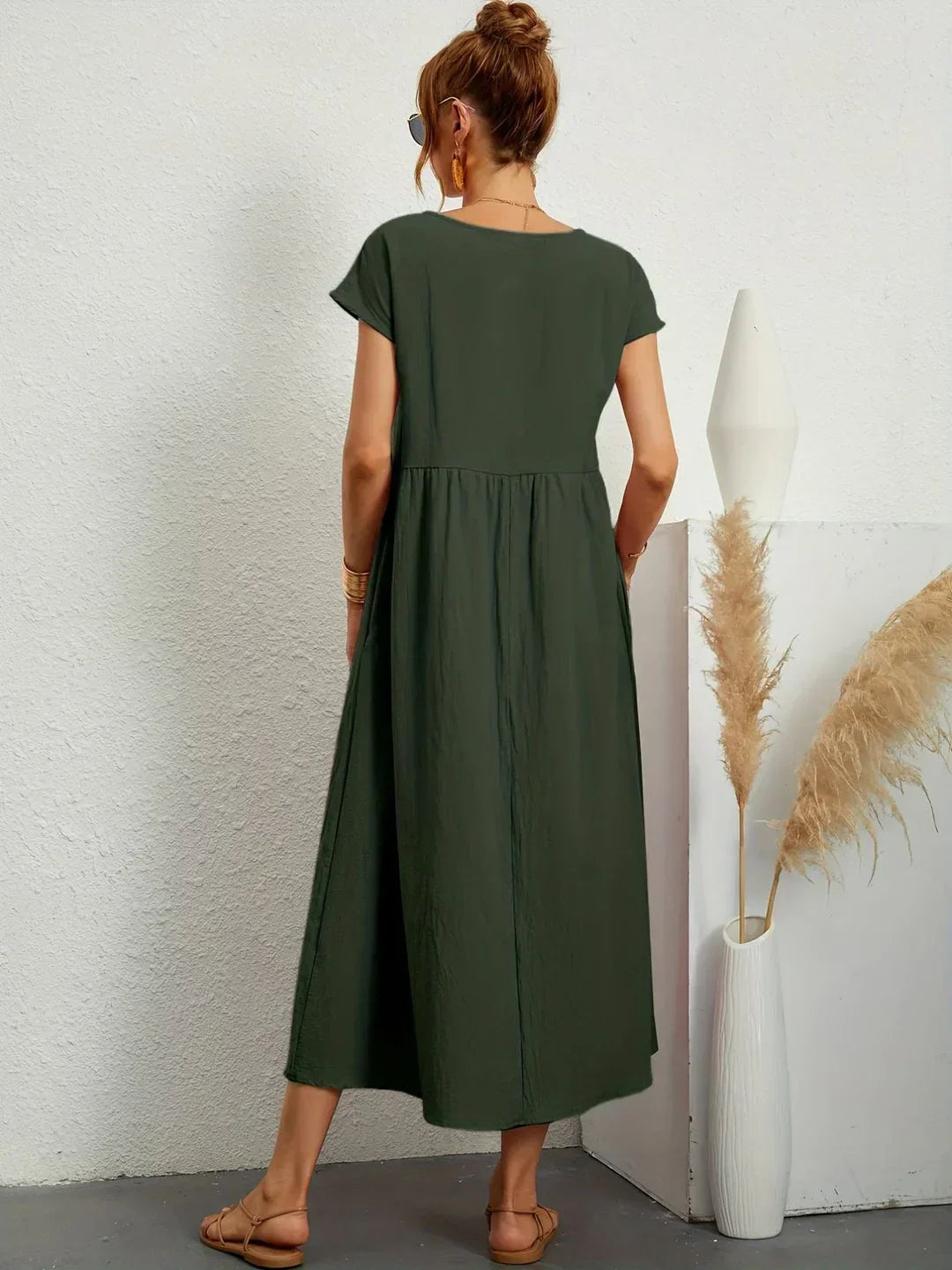 Flowy Midi Dress Timeless Elegance - Style 2