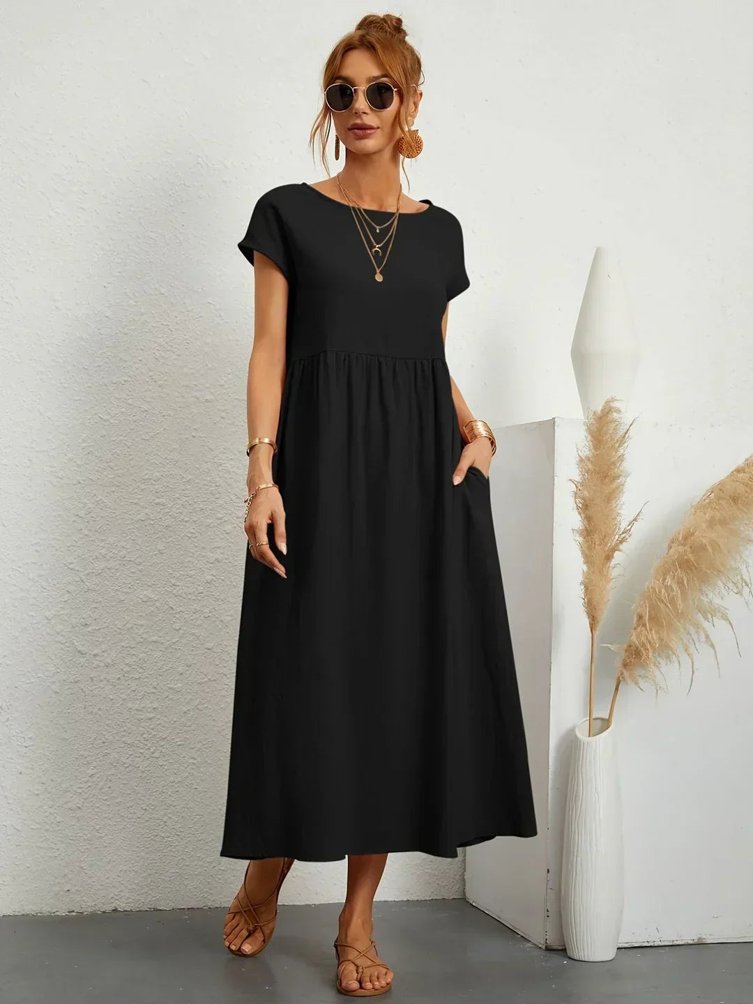 Flowy Midi Dress Timeless Elegance - Gabrielle