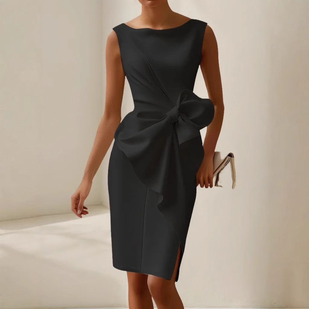 Elegant Structured Dress with Bow Detail