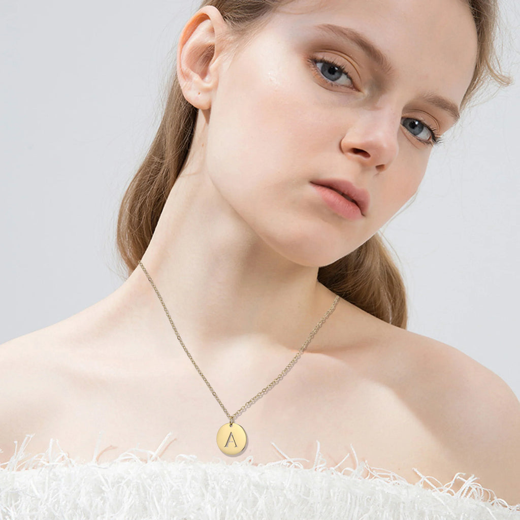 Elegant Gold Letter Pendant Necklace