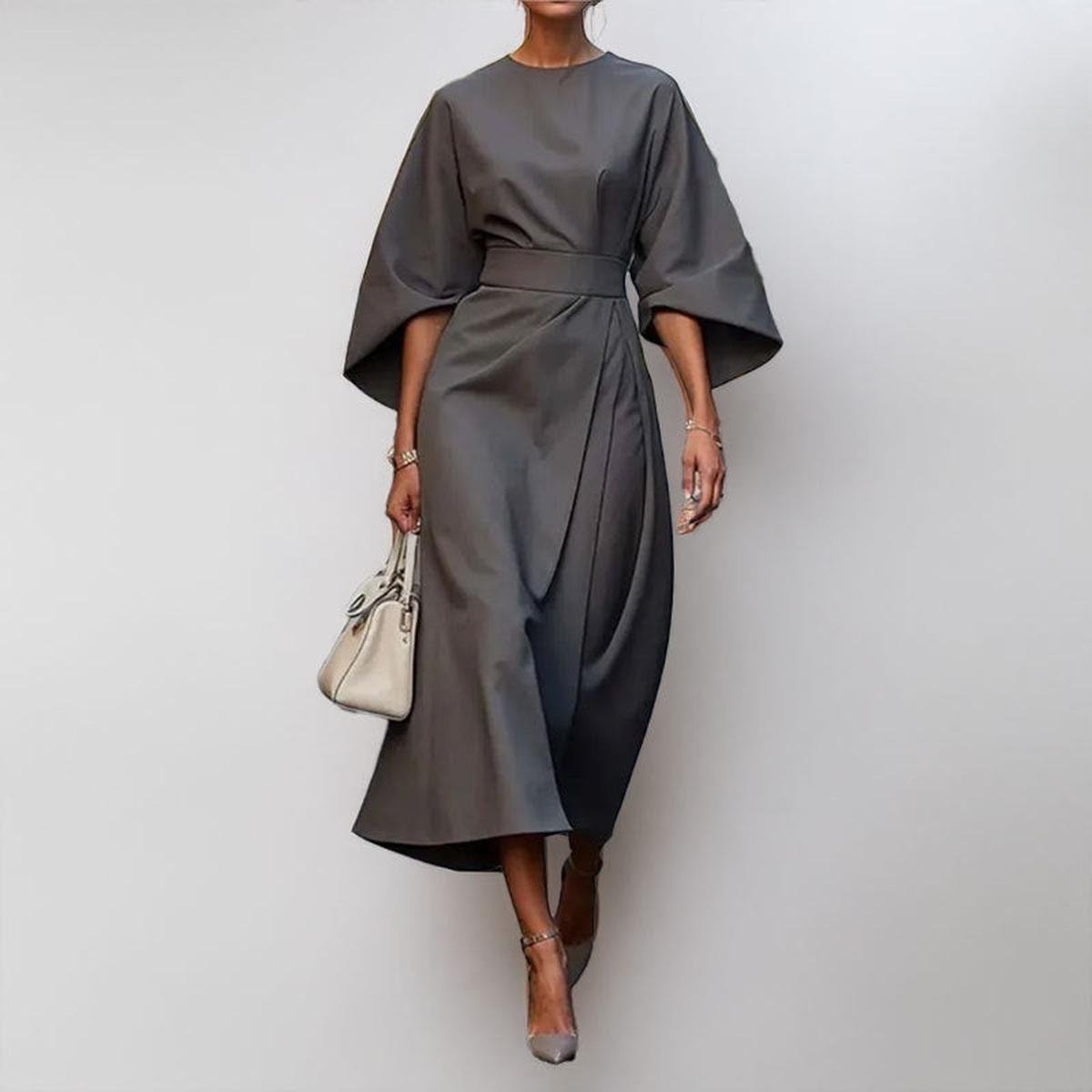 Elegant Maxi Dress with Kimono Sleeves
