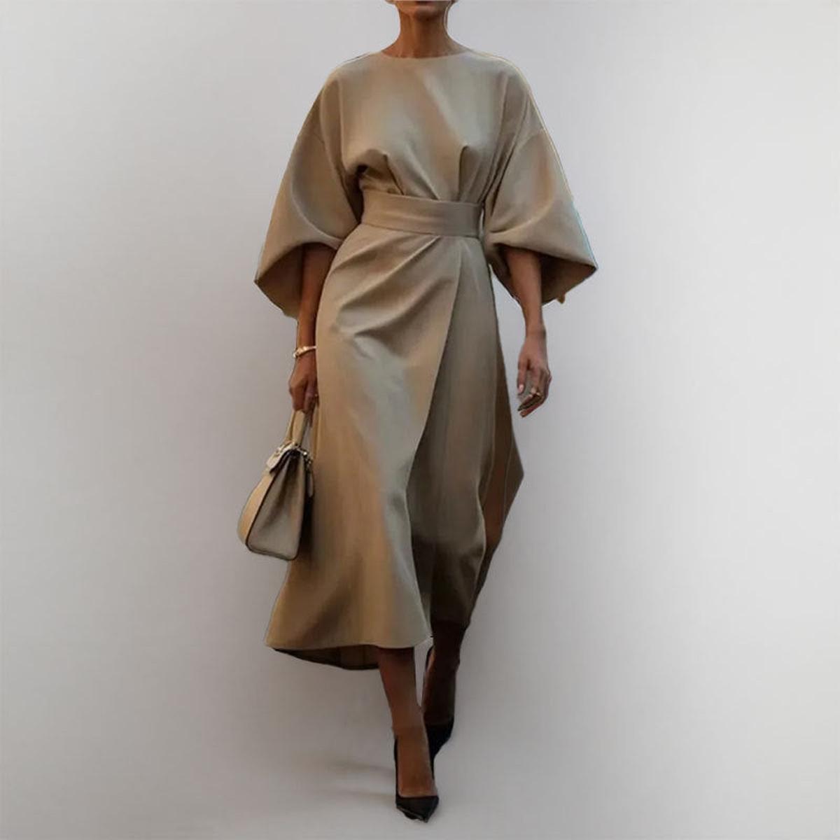 Elegant Maxi Dress with Kimono Sleeves