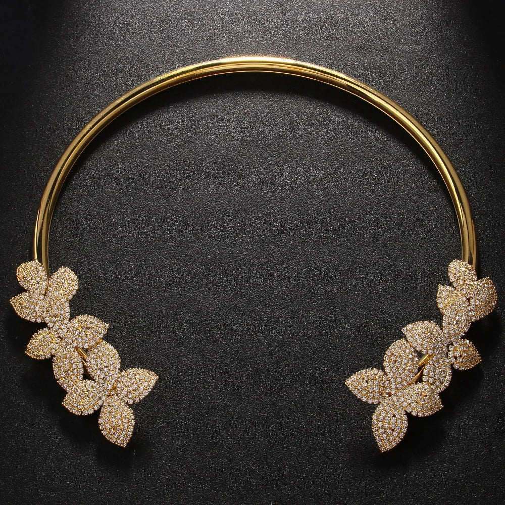 Elegant Crystal Flower Necklace