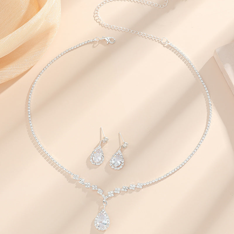 Delicate Elegant Timeless Feminine Jewelry Set