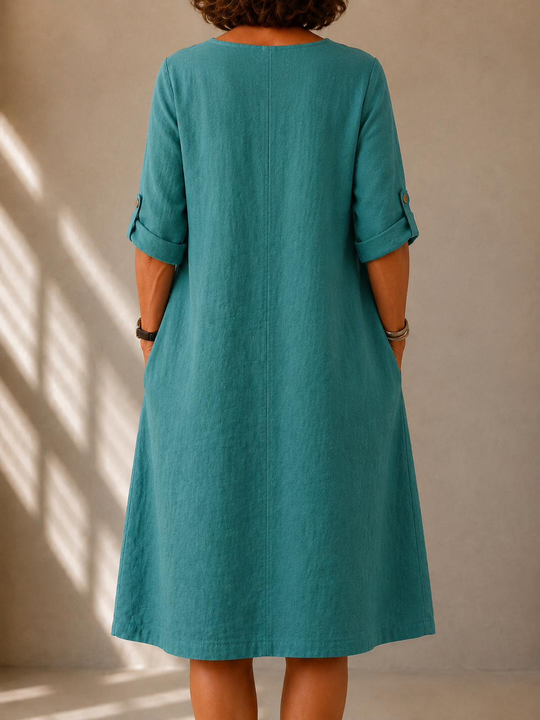 Elegant Flowy Dress - Style 2