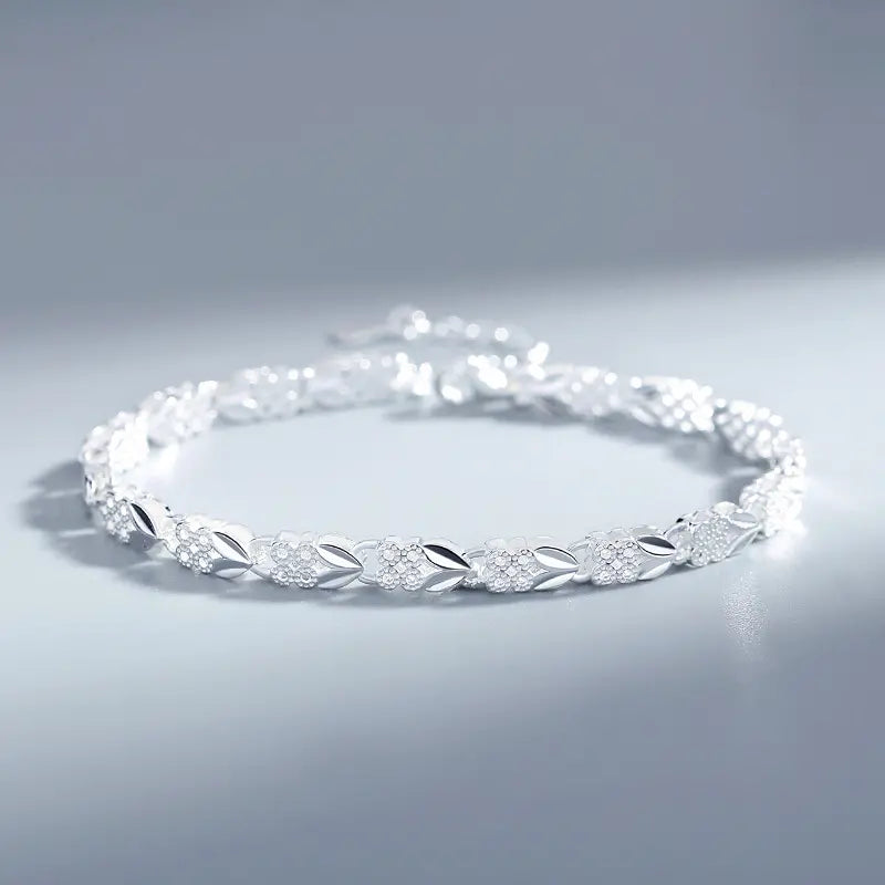 Delicate Luminous Bracelet Elegant Everyday Comfort