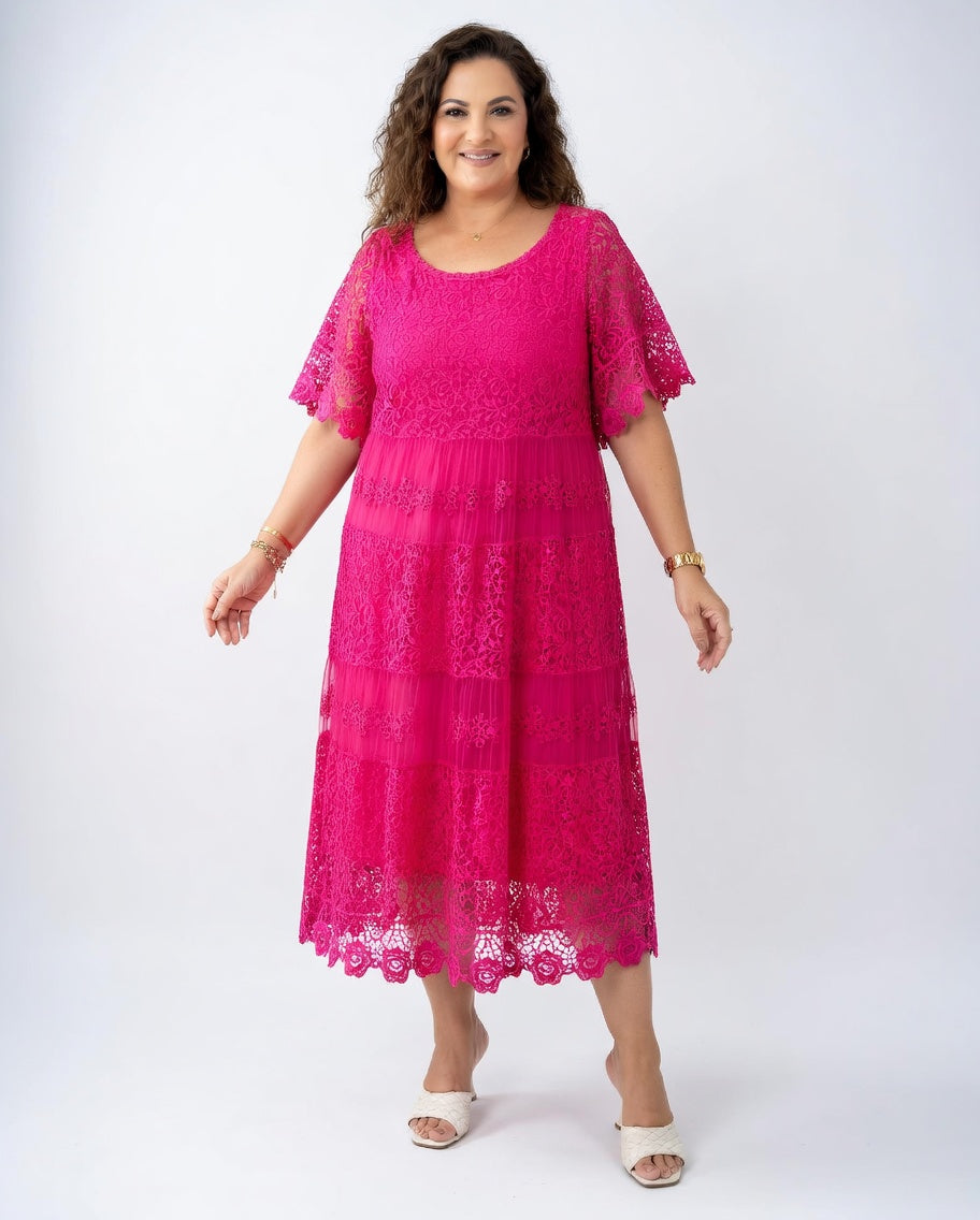 Elegant Midi Dress with Delicate Lace