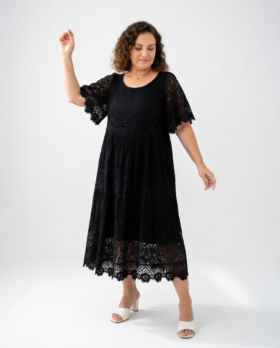 Elegant Midi Dress with Delicate Lace