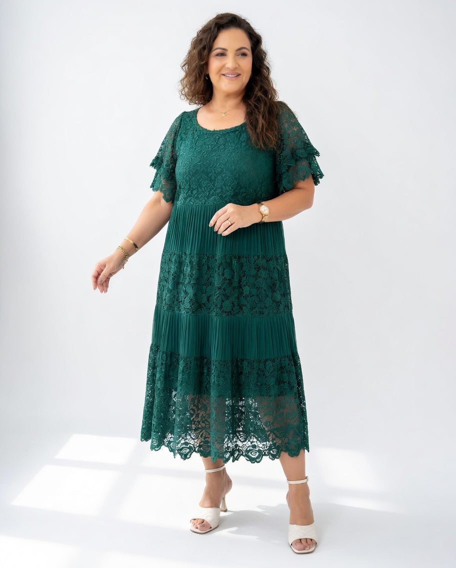 Elegant Midi Dress with Delicate Lace