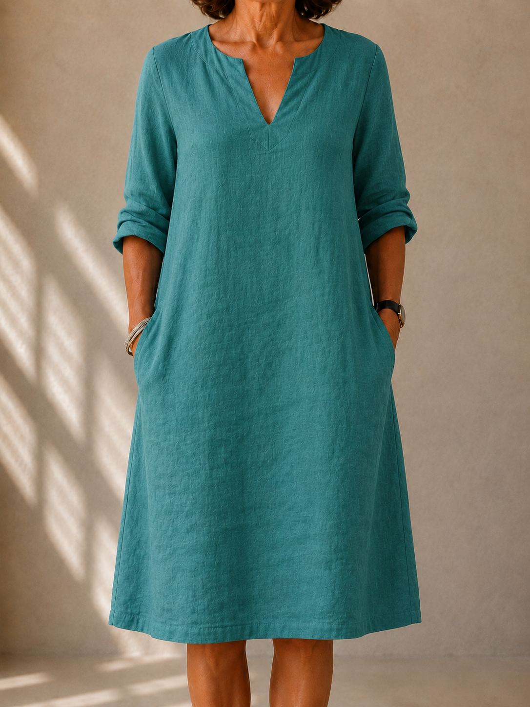 Elegant Flowy Dress - Style 2
