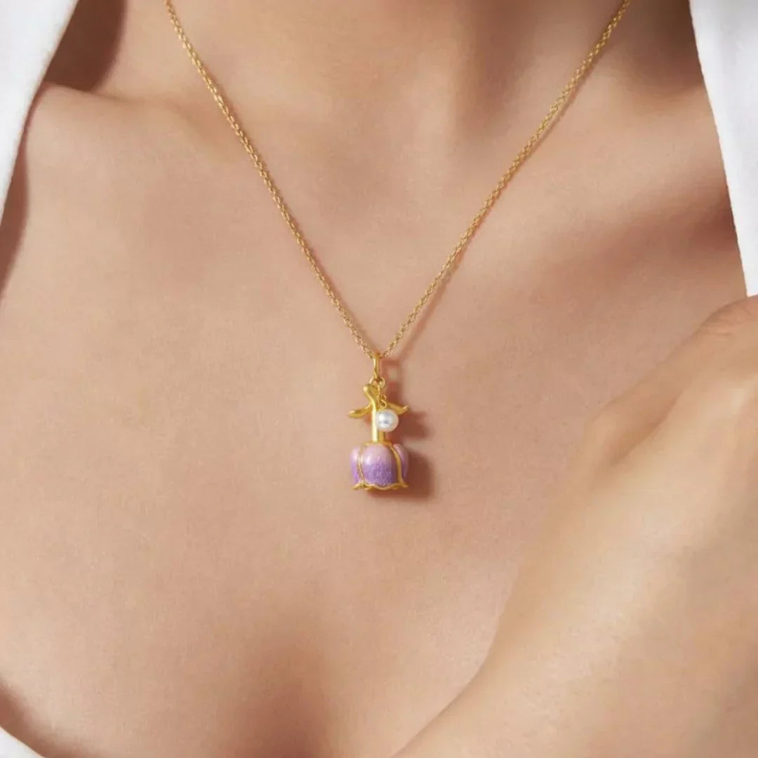 Color Changing Rose Charm Necklace